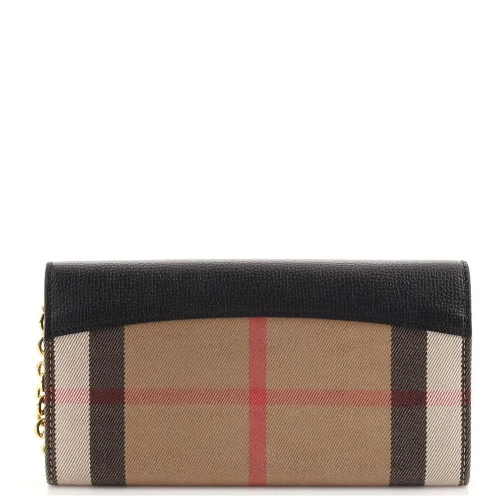 Brand new / tags Burberry Henley Wallet on Chain Leather with House Check Canvas
